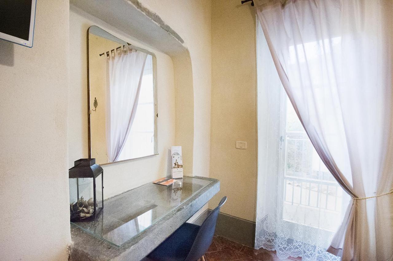 Il Piccolo Cavour Charming House Alojamento de Acomodação e Pequeno-almoço